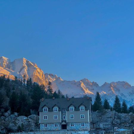 Bujtina Valbone Hotel Luaran gambar