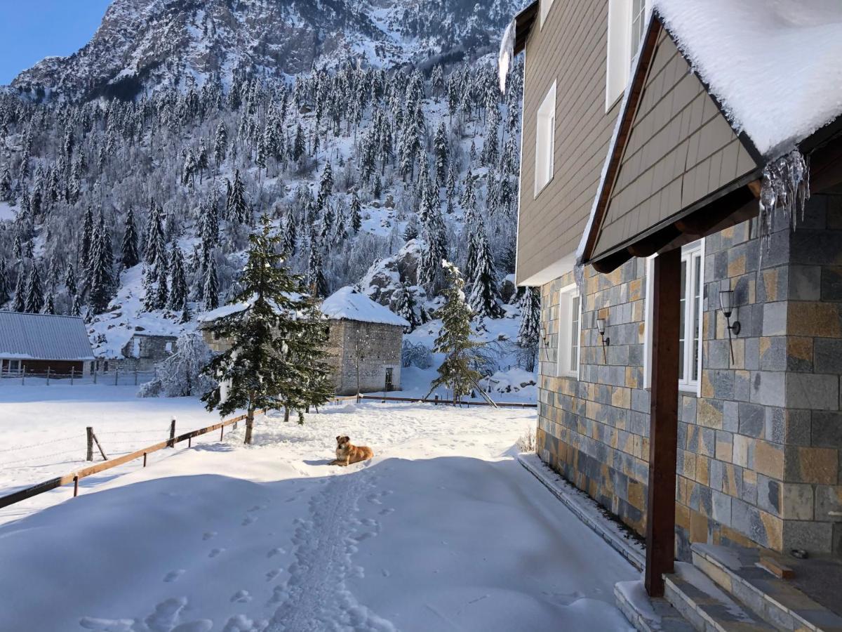 Bujtina Valbone Hotel Luaran gambar