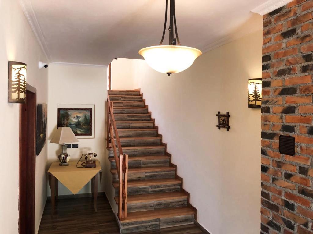 Bujtina Valbone Hotel Luaran gambar